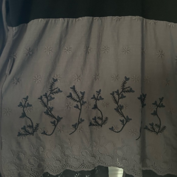 Radzoli lightweight shrug/jacket. Black/brown beautiful lace front & accent back - Picture 13 of 13